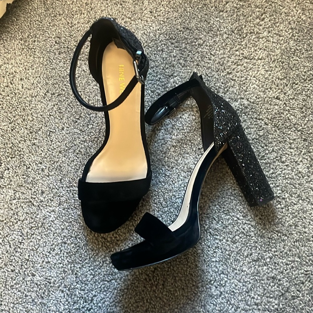 Nine West platform sandal